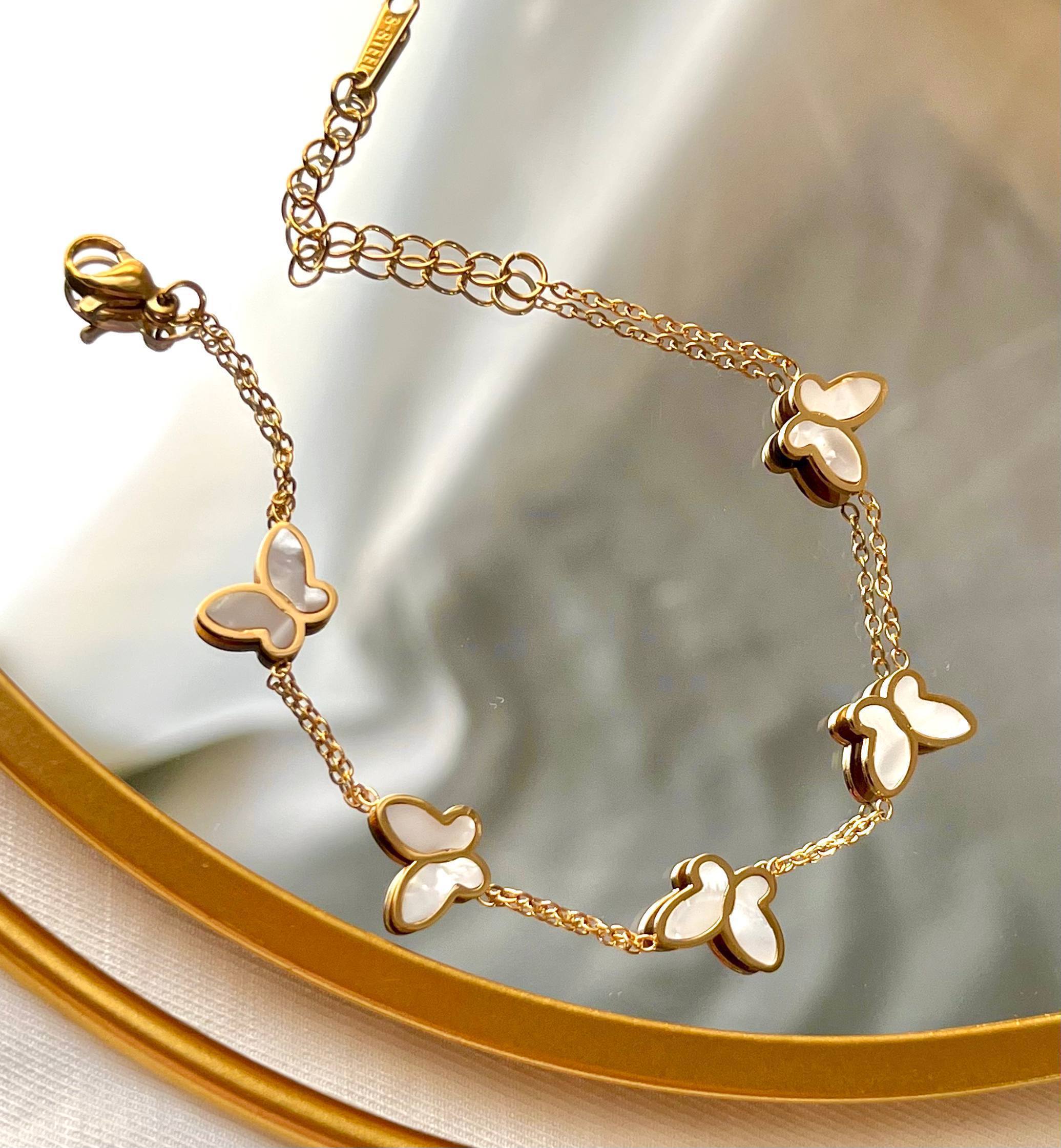 Golden Glow Bracelet Muse