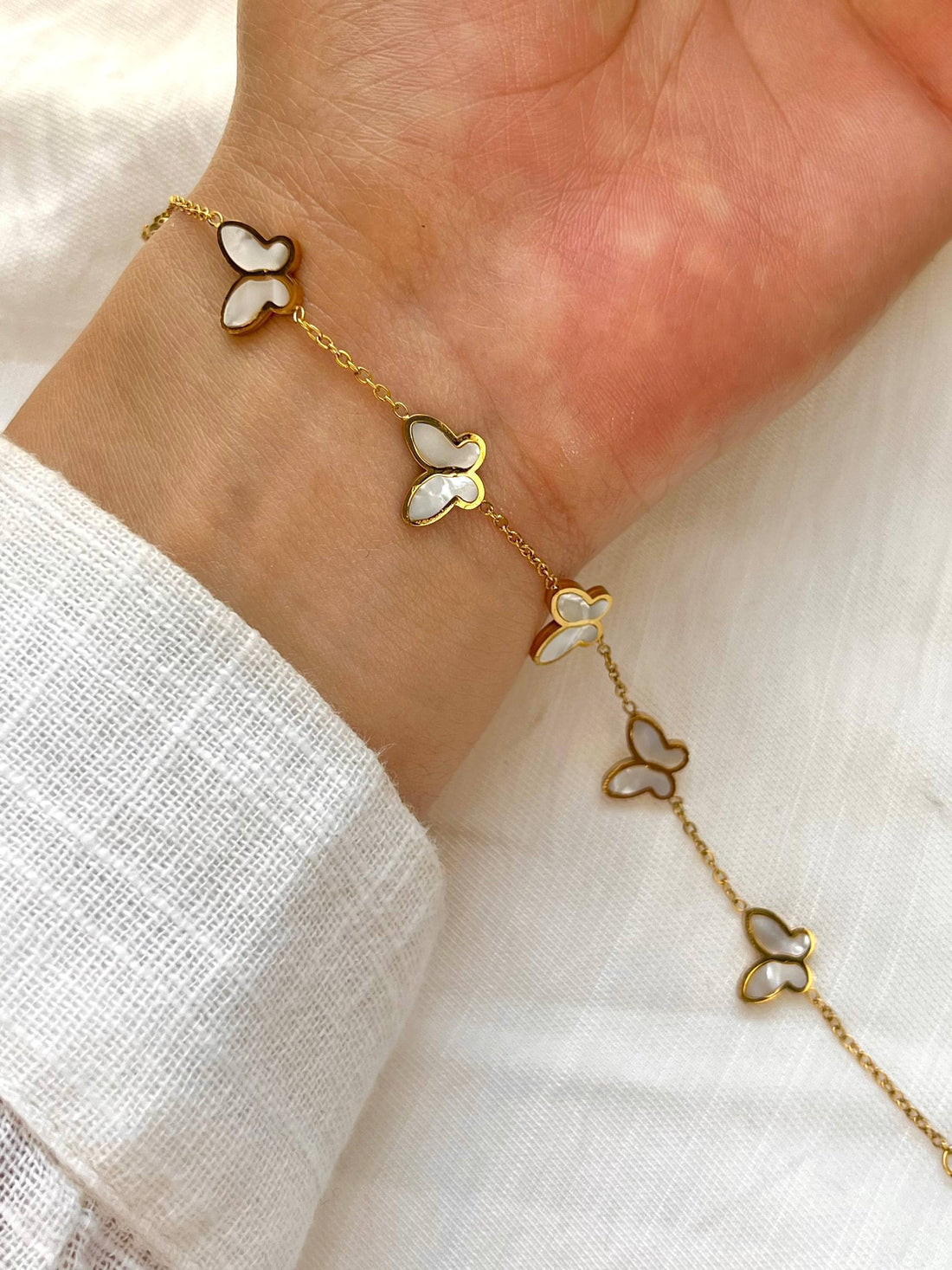 Golden Glow Bracelet Muse