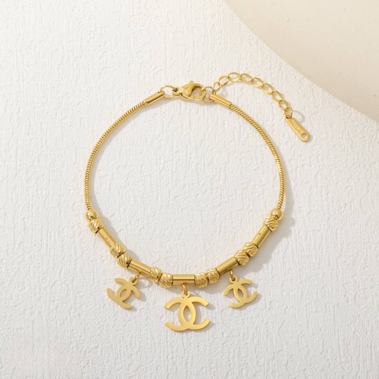 Icon Chic Bracelet