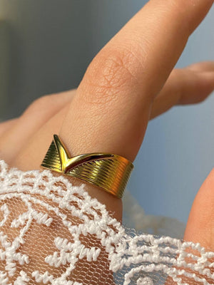 Golden Glow Ring Edition