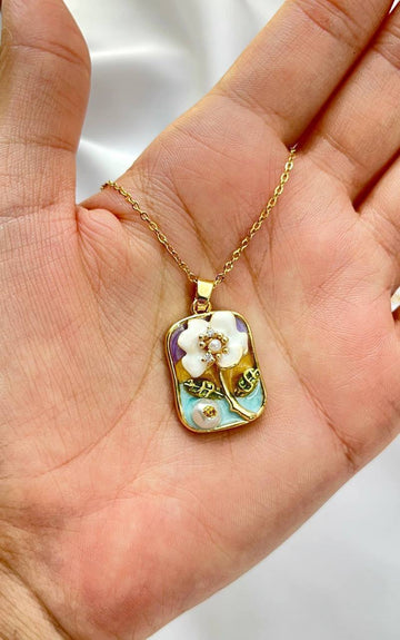 Blush Rose Glow Necklace