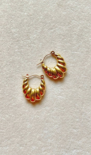 Golden Glow Wave Earrings