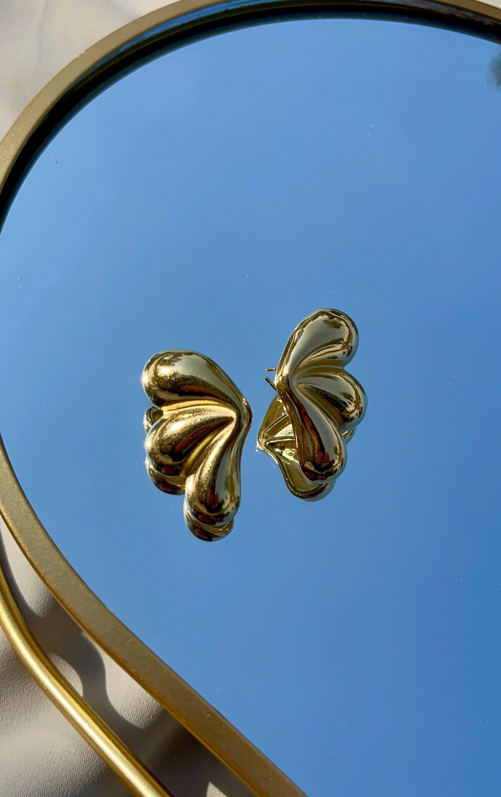 Golden Glow Earrings Edition