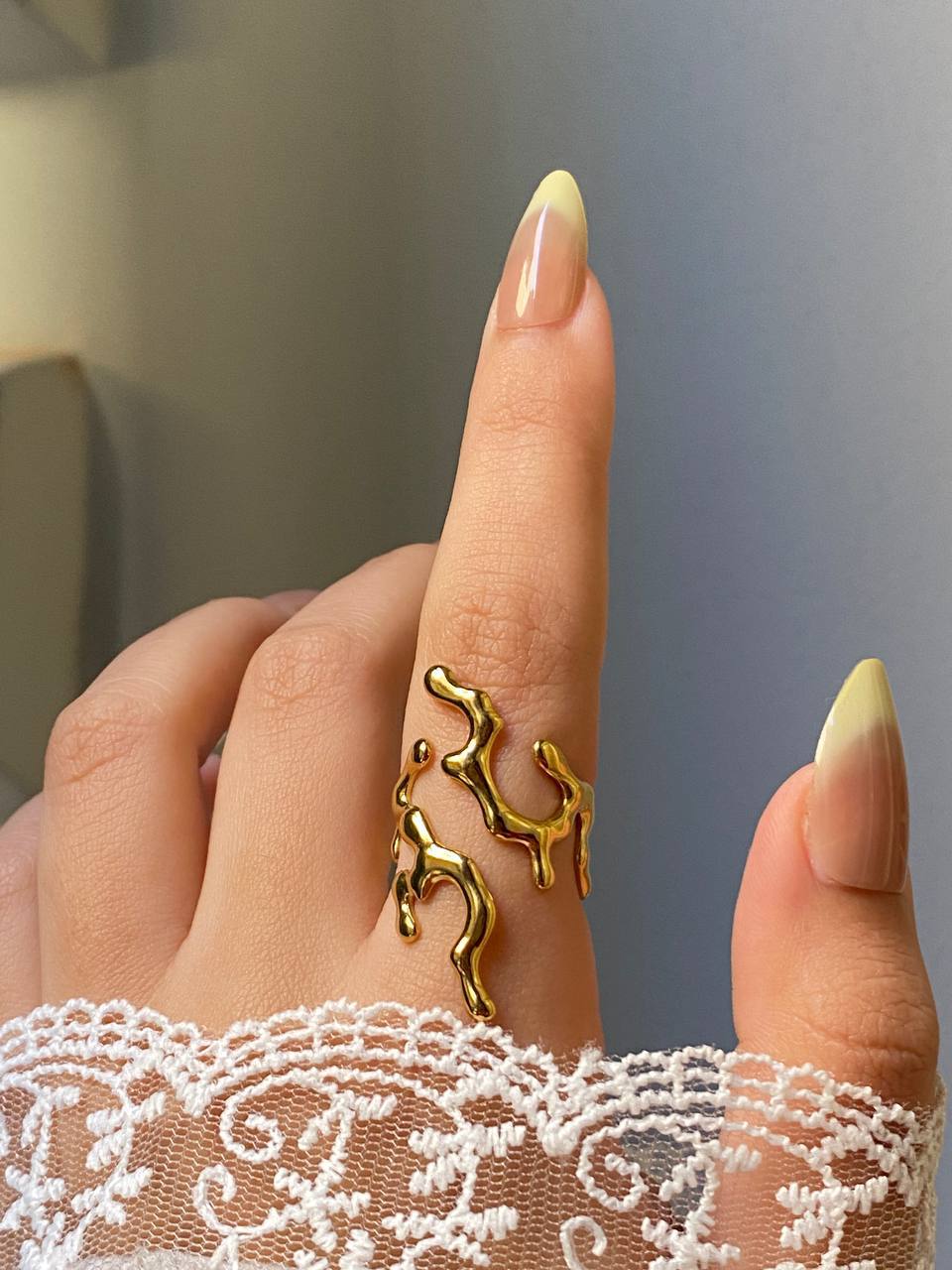 Golden Glow Wave Ring