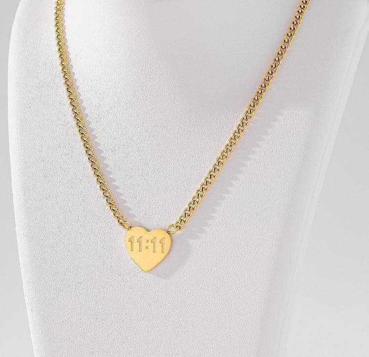 Golden Glow Necklace Aura