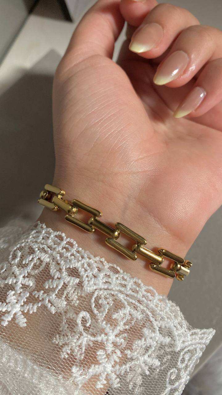 Golden Glow Square Bracelet