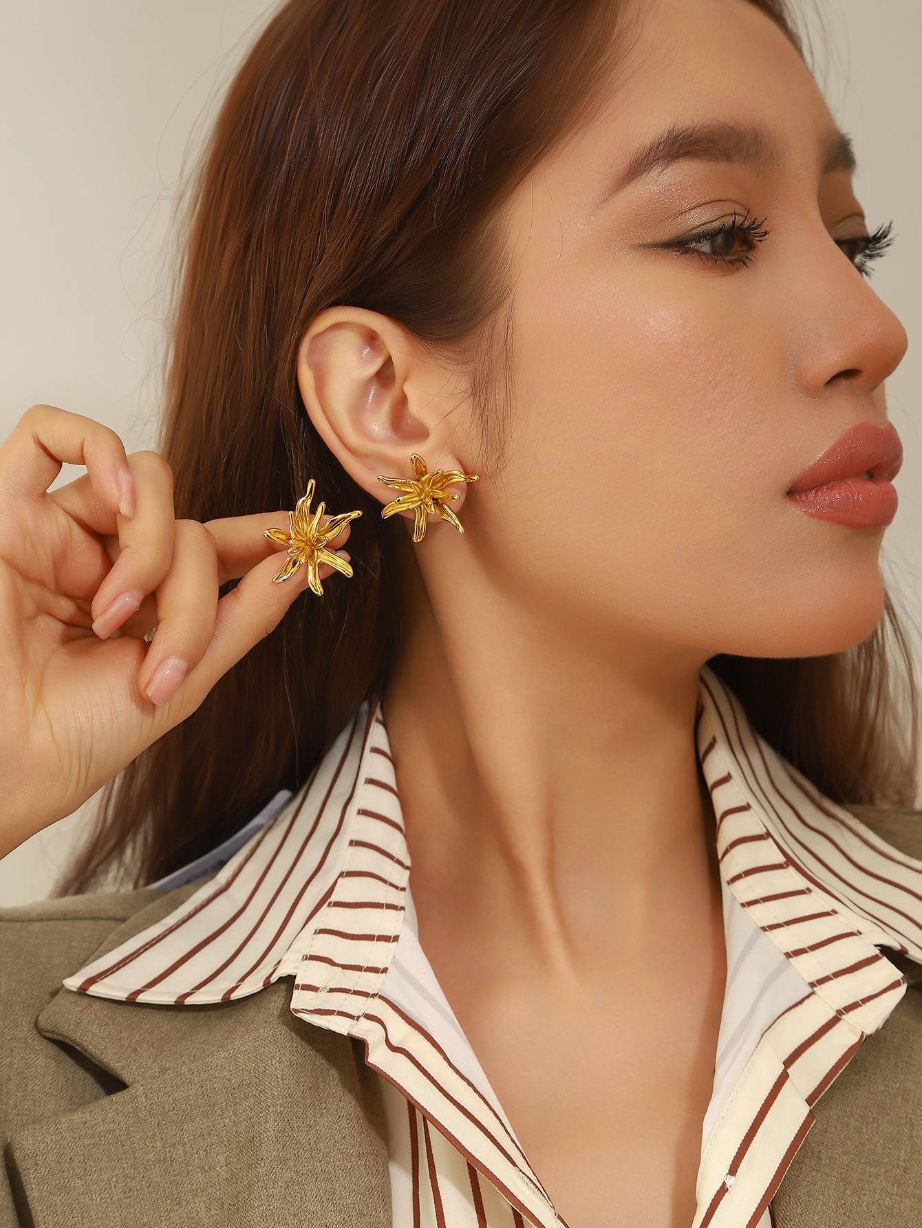 Blush Rose Glow Earrings Edition