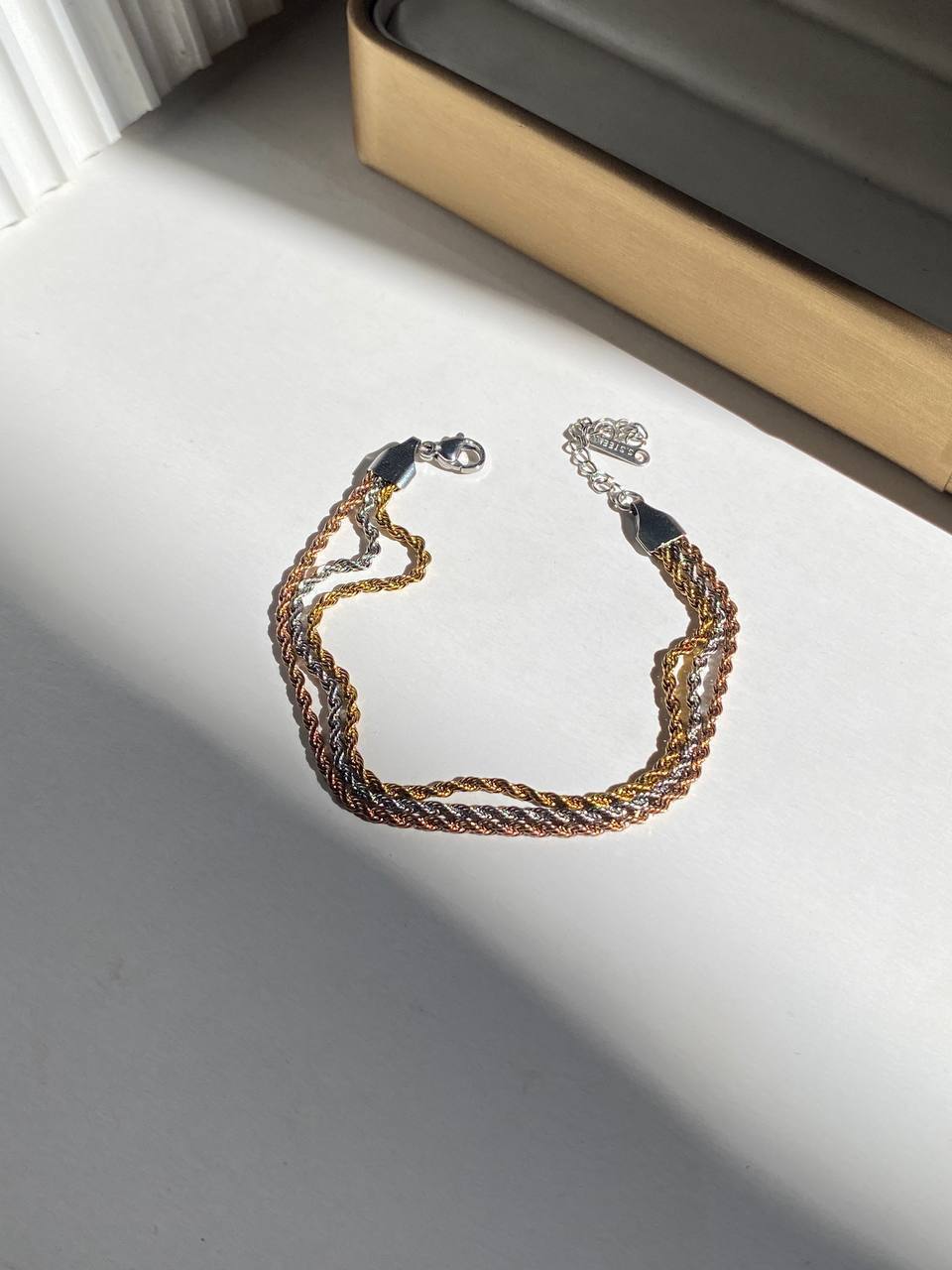 Golden Glow Braided Bracelet Edition