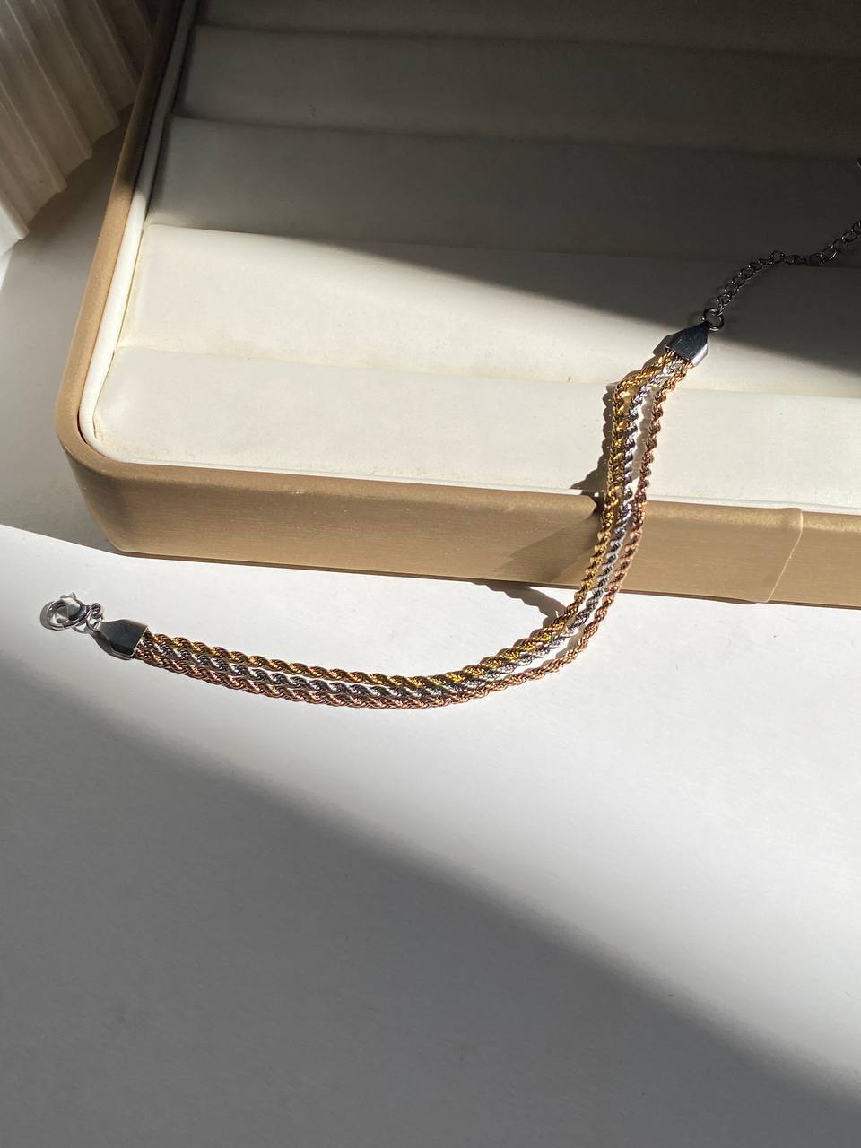 Golden Glow Braided Bracelet Edition