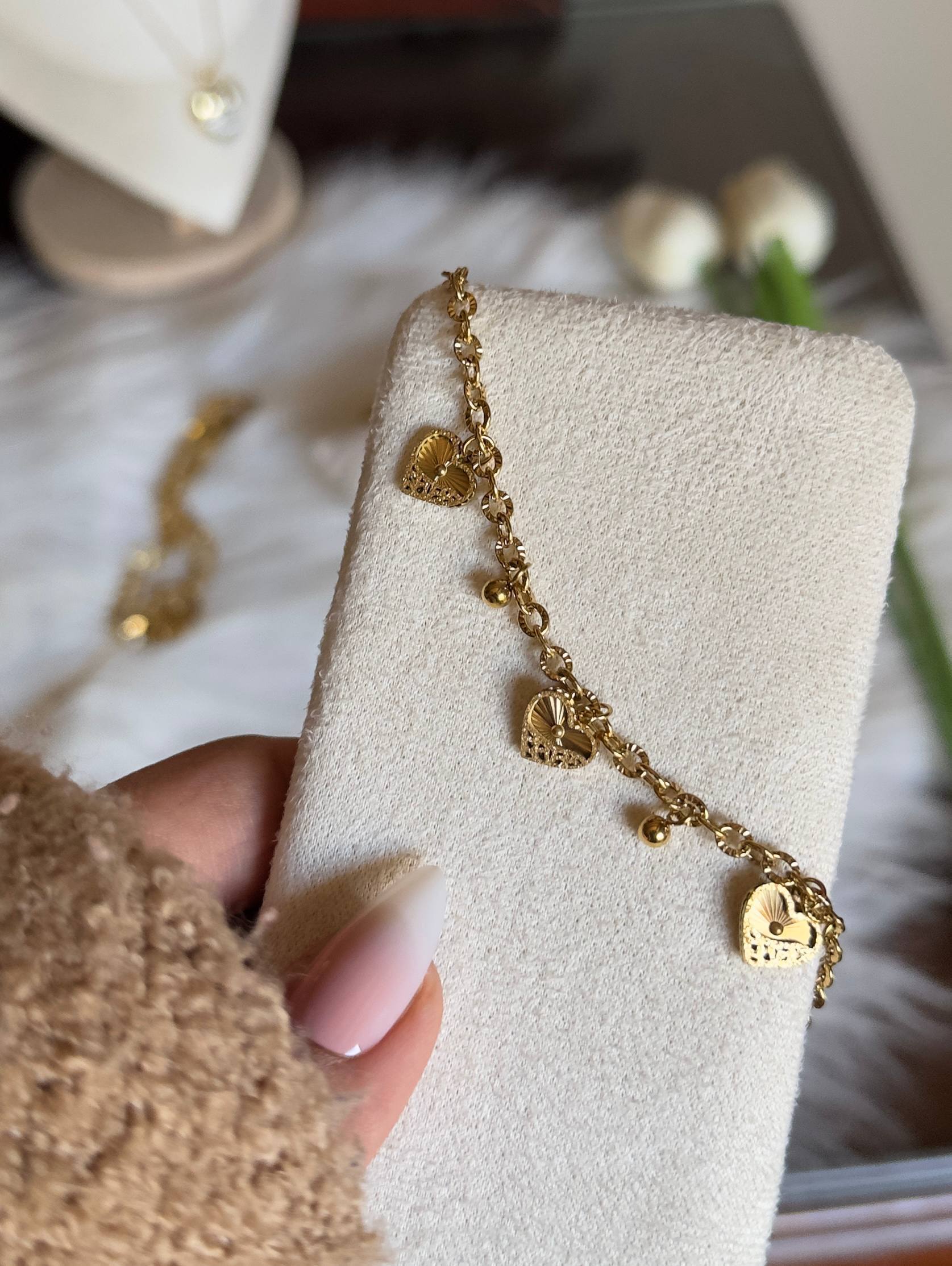 Golden Glow Chic Bracelet