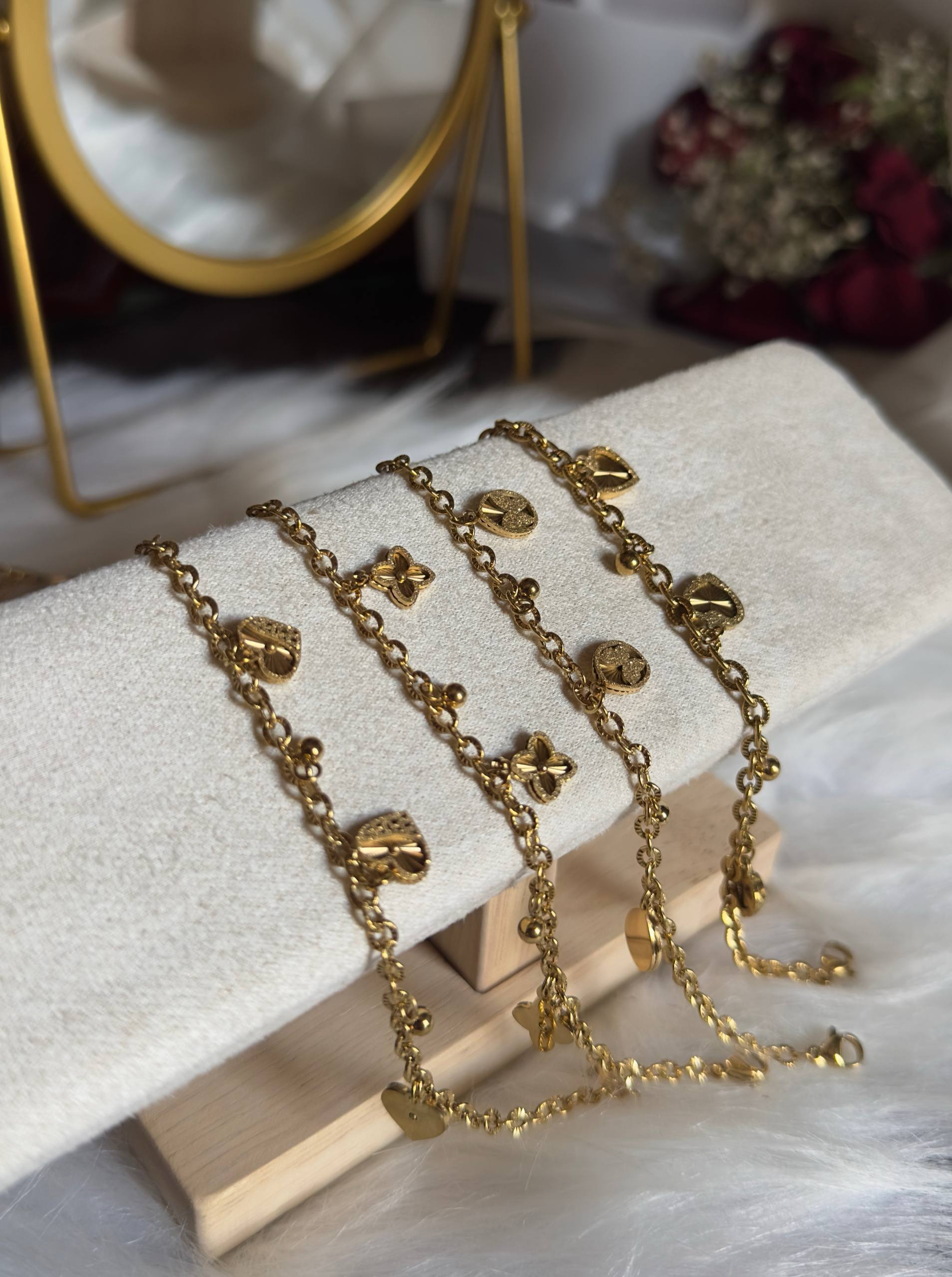 Golden Glow Chic Bracelet