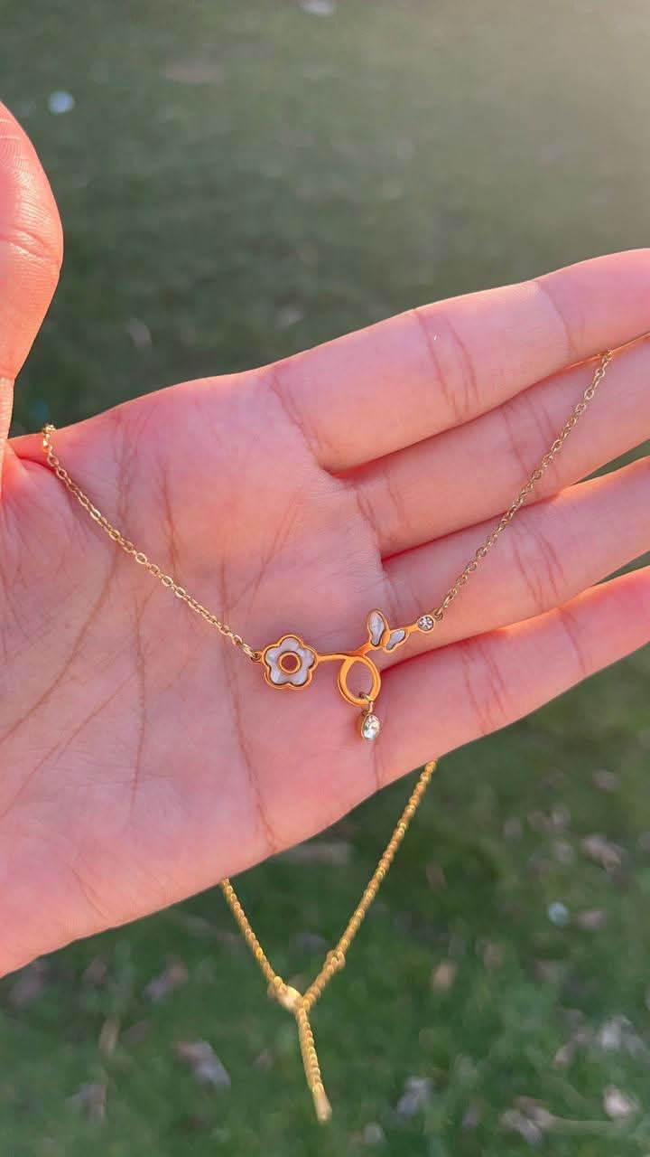 Signature Necklace
