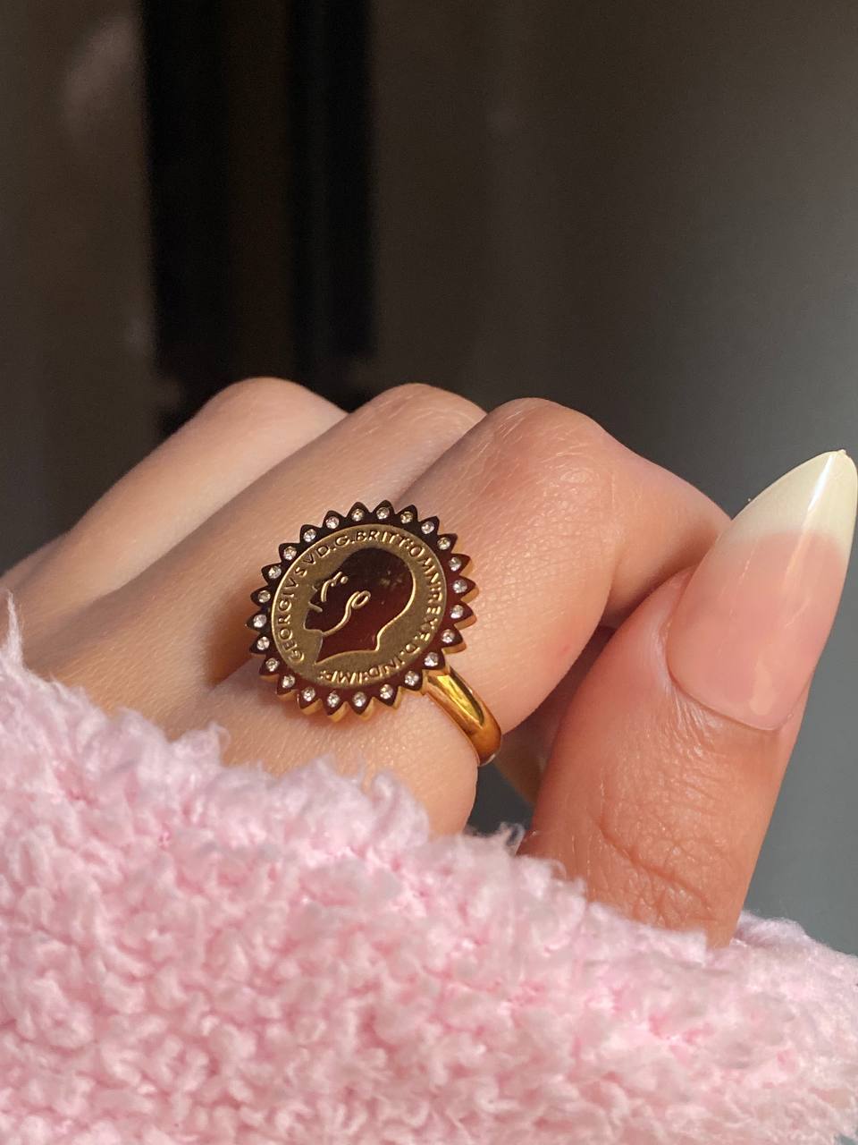 Golden Glow Ring Blossom