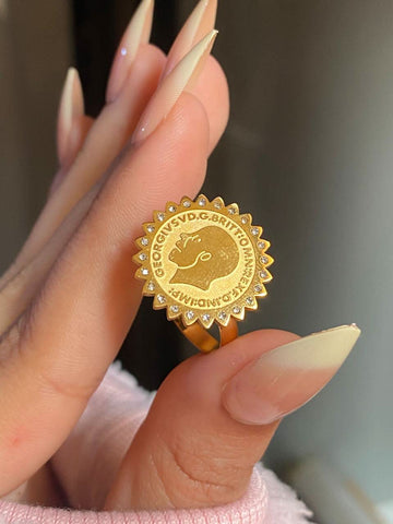 Golden Glow Ring Blossom