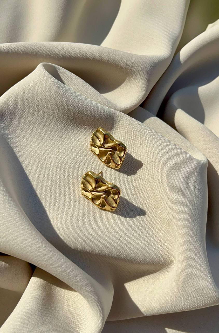 Golden Glow New Earrings Deluxe